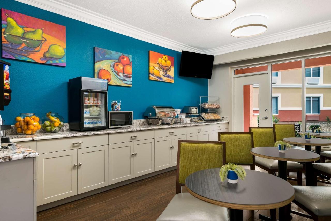 Surestay Plus Hotel By Best Western The Villages เลดี้เลค ภายนอก รูปภาพ