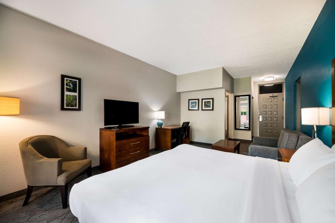 Surestay Plus Hotel By Best Western The Villages เลดี้เลค ภายนอก รูปภาพ