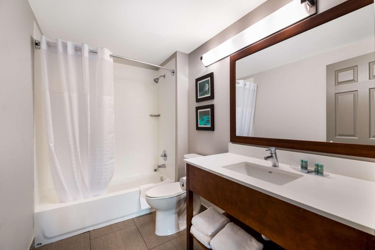 Surestay Plus Hotel By Best Western The Villages เลดี้เลค ภายนอก รูปภาพ